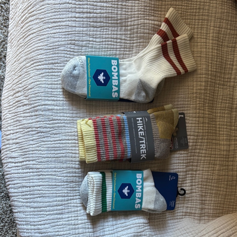 Lot of 3: Bombas and Darn Tough Socks